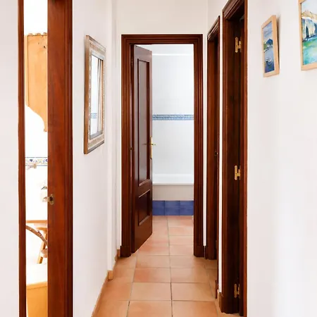 El Mirador Apartment *